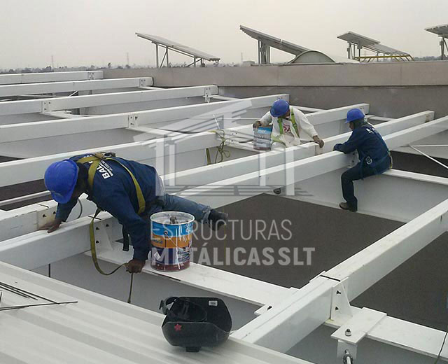fabricación de estructuras metálicas para bodegas y naves industriales, cimentación, laminación, techumbres metálicas, sandblast y pintura industrial 